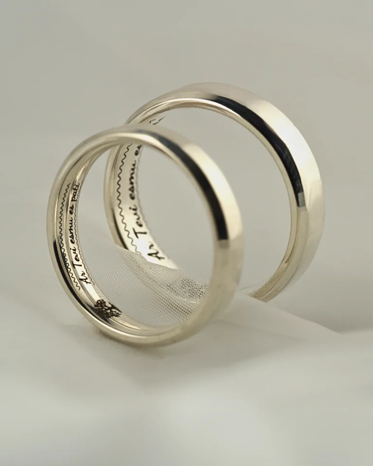 sudraba laulības gredzeni