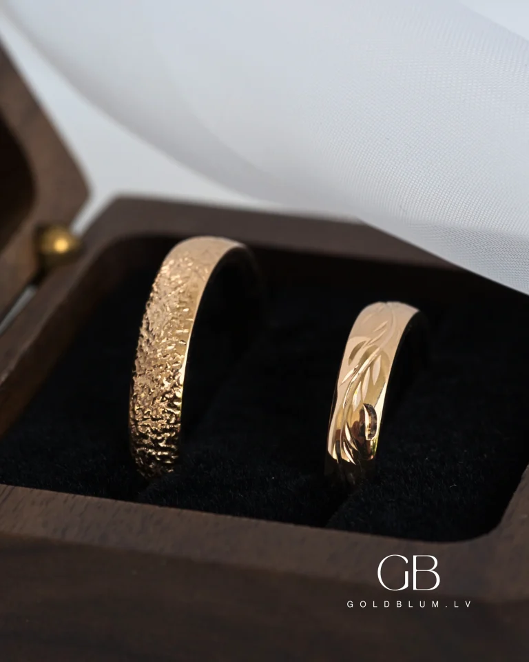 zelta laulības gredzeni ar gravējumu laulības gredzeni