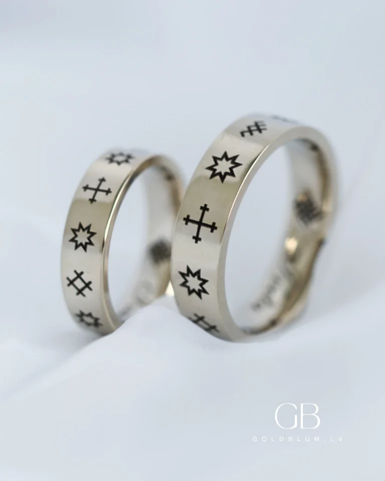 Klasiski laulības gredzeni ar latviešu zīmēm