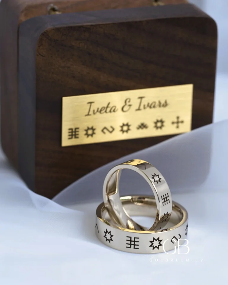 zelta laulības gredzeni ar gravējumu laulības gredzeni