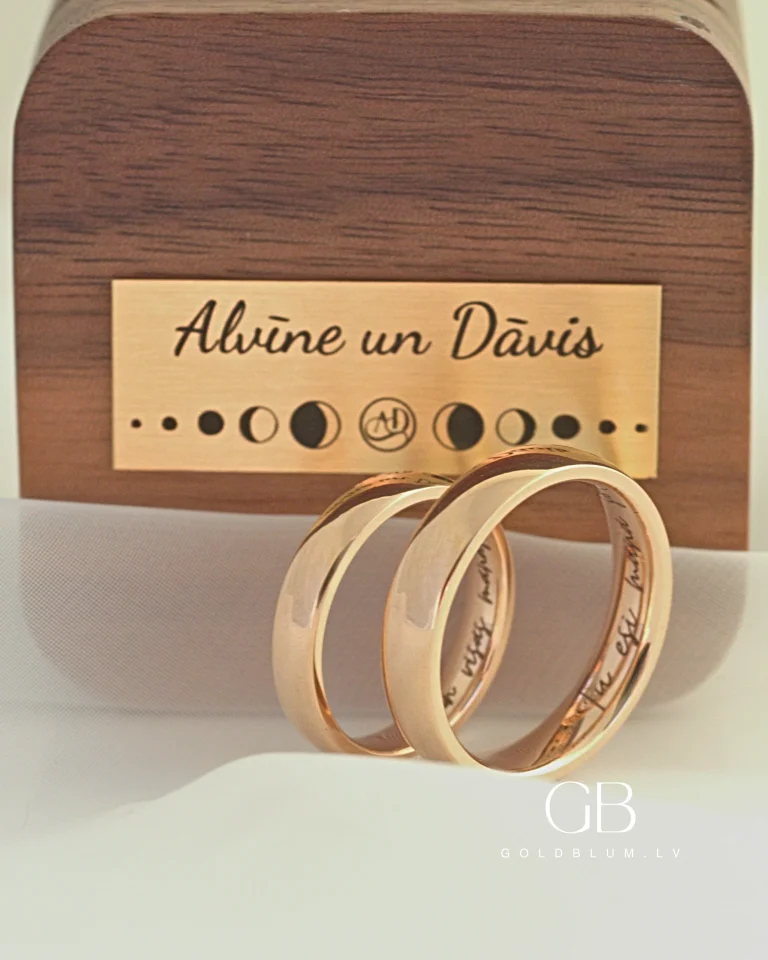 Zelta laulības gredzeni ar gravējumu