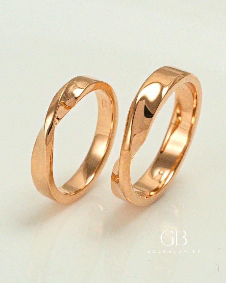 zelta laulības gredzeni